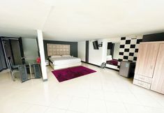Lain-lain 3 PROMO 18 BDRM Building, Pool+ 5Jacuzzis at Poblado