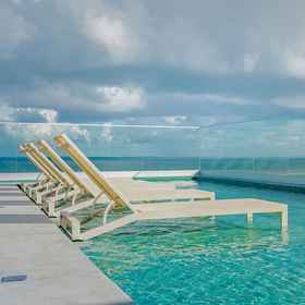 Primary image1SM01 Moderno Apartamento a 350m do Mar,Parque Metropolitano de Pituaçu飯店