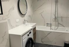 Others 6 Scala Superior by Grand Apartments