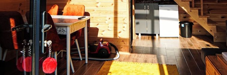 その他 Heidi Bungalov