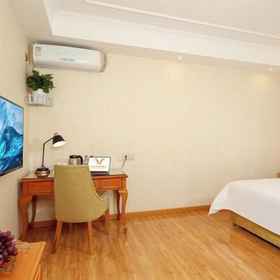 Room1Vienna Zhihao Hotel (Chengdu Kuanzhai Alley Zizhuhan Road East Subway Station),金牛大酒店宴会厅飯店