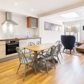 Room 1 Host Stay Prince Albert, Acol Hotels