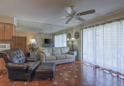 Others Seaside Beach & Racquet 2306 1 Bedroom Condo