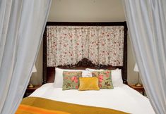 Others 3 The Regency Studio