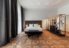 Others 6 META SUITES historic city living