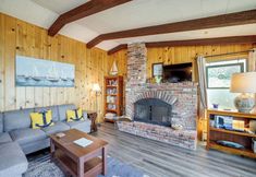 Others 3 Oceanfront Cottage w/ Patio & Views in Birch Bay!