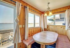 Others 7 Oceanfront Cottage w/ Patio & Views in Birch Bay!