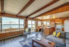 Others 2 Oceanfront Cottage w/ Patio & Views in Birch Bay!