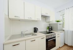 อื่นๆ 3 Apartment Business Center by Renters