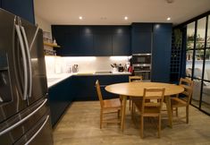 Others 5 Surrey Quays Apartment