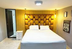 Others 7 $ PROMO $ 11 Bedrooms with bathrooms Aprtmnt + 2 Jacuzzis and a rooftop pool. @Poblado