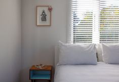 Others 4 Pacific Views - Waiheke Island