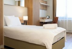 Others 6 Frezya - Exclusively Woman