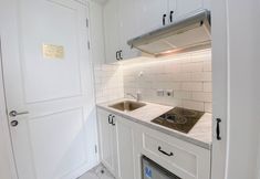 Lain-lain 6 Luxurious Studio At Art Deco Apartment