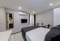 Others 7 AYA LANGA HOTEL