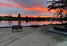 Others 3 Gearhart Lakefront Oasis