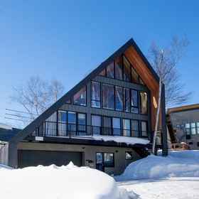 Primary image 1 Vader, ニセコ町 ホテル