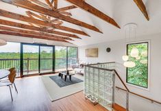 その他 2 Game Room & Yard: Mid-century Modern Kingston Home