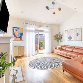 Primary image1Luxury Home Reading & Game Room Outdoor Dining 3 Bedroom Home by RedAwning,Shuksan Golf Club飯店