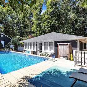 Primary image 1 Robin's Rest 3 Bedroom Home by RedAwning, University of North Carolina Hotels