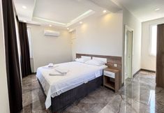 Others 6 Villa With Private Pool Garden - All Rooms w AC