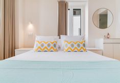 Others 5 Q Studios 1 by Atlantic Holiday