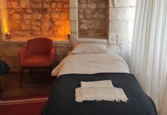 อื่นๆ 5 Pin Traveler House & Cocktail