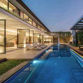 Primary image 1 スジヴァ エステート, Soori Dog Grooming ホテル