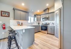 Others 2 Charming Home ~ Half-mi to Potholes State Park