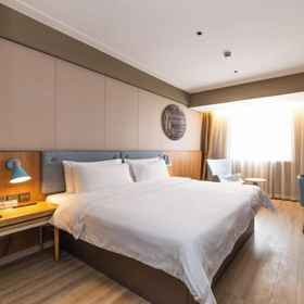 Room 1 Homeinn · neo (Shanghai Daning International Zhabei Park), Shibei 1 Center Garage Hotels