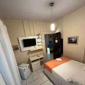 Room1Pousada Golfinho,州长卡洛斯·威尔逊机场 (FEN)飯店