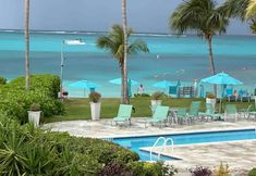 Others 7 Caicos Coral Reef Beachfront Apartments