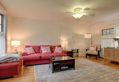 Lain-lain 3 1 Mi to Lake Erie State Park: Home w/ Fire Pit!