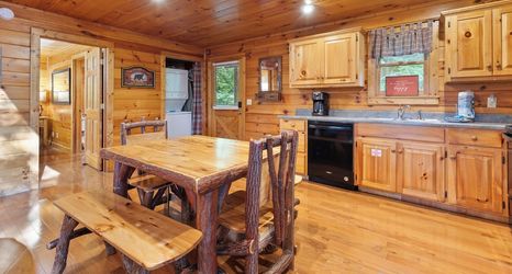 Others 2 Tranquil Mountain