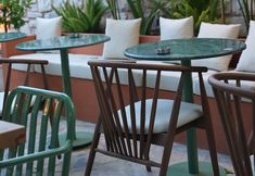 Others 5 Pietra Social House