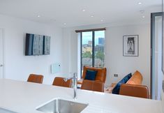 Lainnya 3 Industria Suite by Casacity