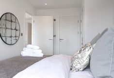 Lainnya 7 Industria Suite by Casacity