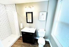 อื่นๆ 6 The Loft at Park Place - 3rd Floor Walk up King and Queen Beds Fast Wifi and Free Coffee