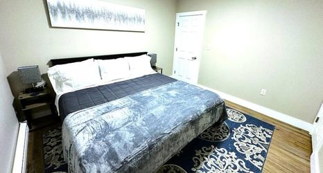 Lainnya 2 Cozy Walk up King Bed Fast Wifi