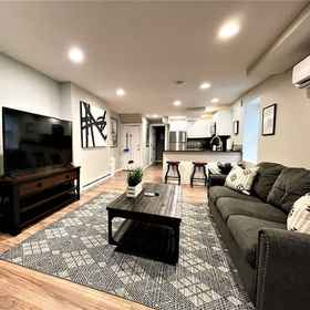 Room1Boardwalk- Large Modern Unit With King bed Fast Wifi Free Coffee and Easy Parking,特拉华州公寓