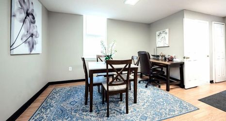 Others 2 The Terrace at Park Place 2nd Floor Walk up -cozy 2 Bedroom Fast Wifi Free Coffee