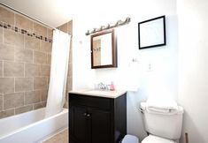 Others 6 The Terrace at Park Place 2nd Floor Walk up -cozy 2 Bedroom Fast Wifi Free Coffee