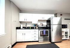 Others 3 The Terrace at Park Place 2nd Floor Walk up -cozy 2 Bedroom Fast Wifi Free Coffee