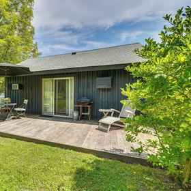 Primary image 1 Highland 1850s Studio Barn on Sprawling 4.5 Acres!, โรงแรม & ที่พัก Ulster County