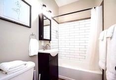 其他 6 Gilpin Grand - Renovated Space In Trolley Square 1 Bedroom Apts by RedAwning