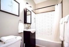 Others 6 Gilpin Grand - Renovated Space In Trolley Square 1 Bedroom Apts by RedAwning