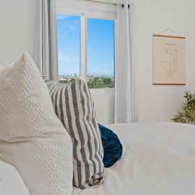 Primary image 1 San Diego Coastal Home With Downtown Views! 5 Bedroom Home by RedAwning, Hotel Pusat Konvensyen San Diego