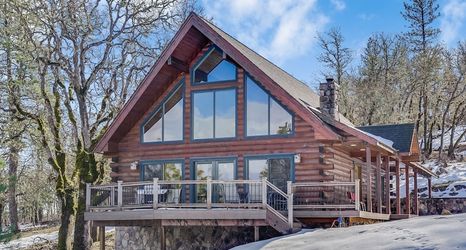 其他 2 Straight From The Heart 3 Bedroom Cabin by RedAwning