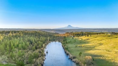 Others 4 Straight From The Heart 3 Bedroom Cabin by RedAwning