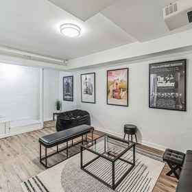 Primary image1Tranquil Retreat In Atlanta's Vibrant City 4 Bedroom Home by RedAwning,汉密尔顿·E·霍姆斯飯店